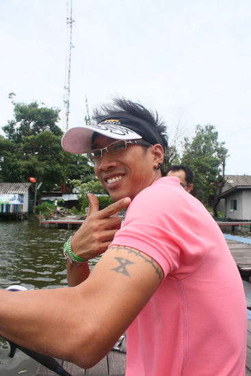  :love: :love: :love:
หล่อนะตะเอง
