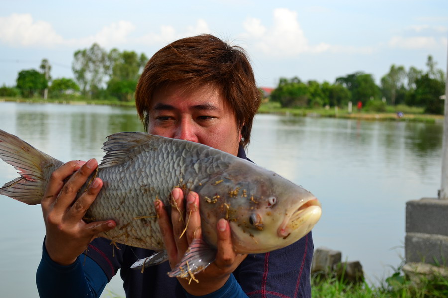 กัดซะดีมั๊ยเนี่ยกำลังหิว 5555555