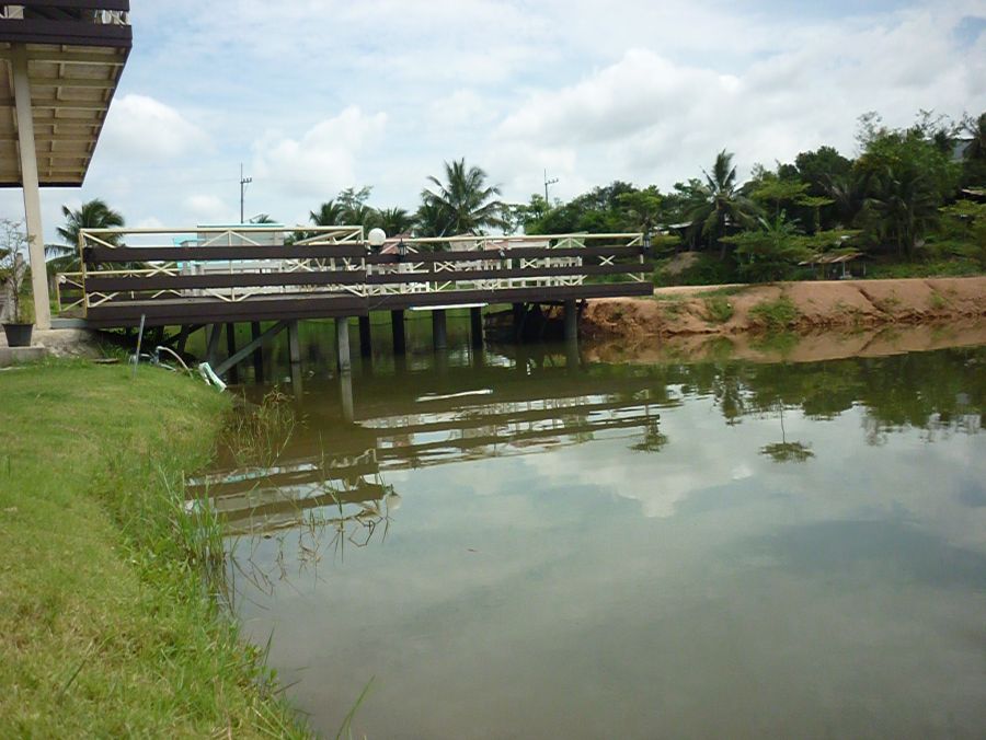 ในส่วนของร้านอาหารกำลังเริ่มดำเนินการครับ