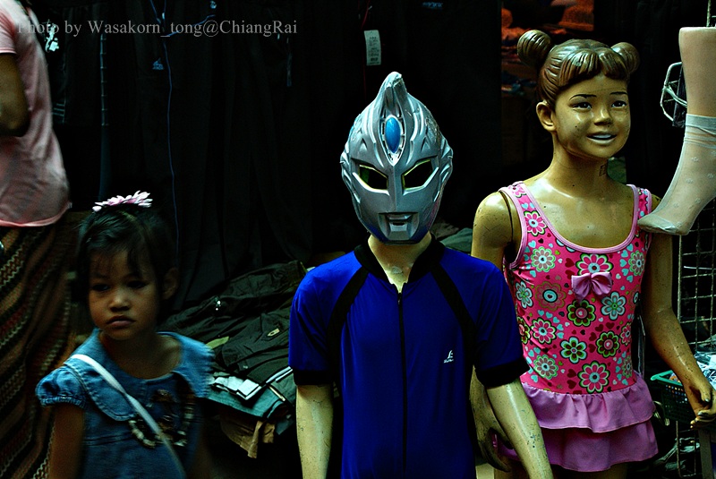มีอุลตร้าแมนด้วยอ่ะ.........

 :blush: :blush: :blush: