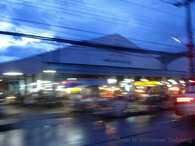 ที่หมายสุดท้าย ตลาดบ้านดู่............

จบแล้วค้าบบบ...........

แล้วพบกันทริปต่อไปครับ.........