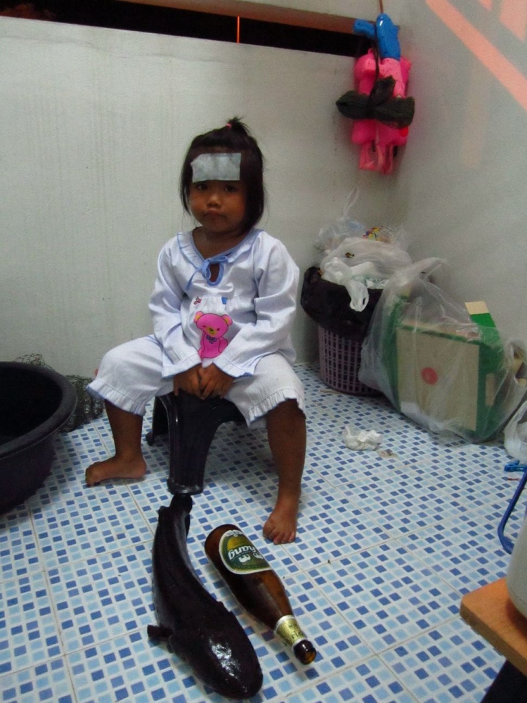 เอามาถ่ายที่บ้านกะลูกสาวซักหน่อย :grin: :grin: :grin: