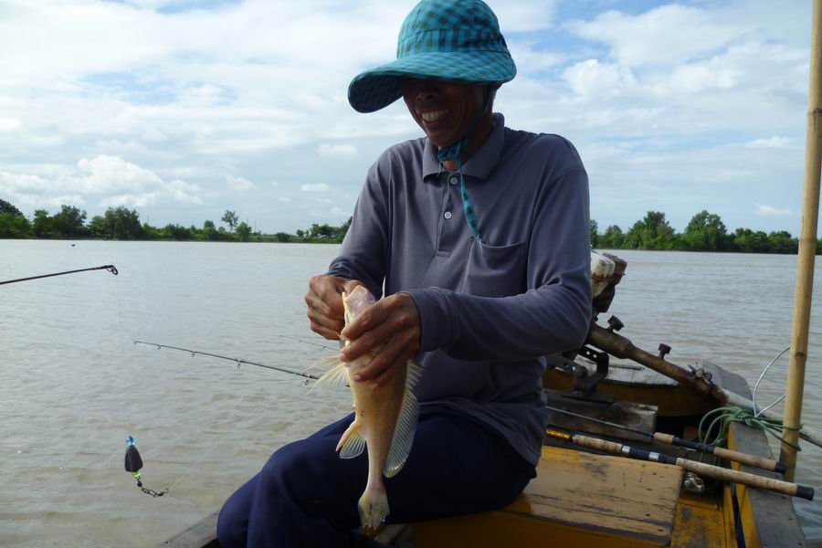ไต๋บำ บนอุปเลยครับ ทำน่าที่ปลดปลาอย่างเดียวครับทริปนี้  :grin: