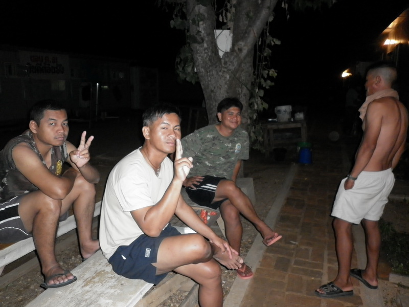 คุยกันเฉยๆก็มี :grin: :grin: :grin: :grin: