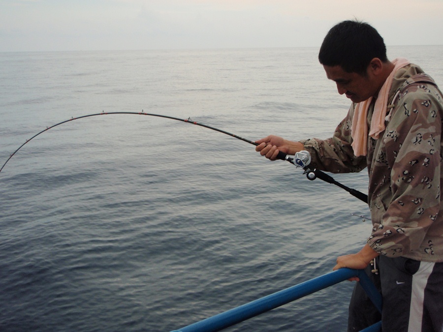 พาวนรอบท้ายเรือ