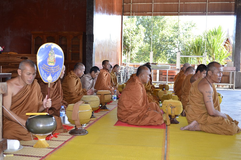 หลวงพ่อแดงทำบุญรีสอร์ทเลยไปช่วยทำบุญครับ

[q][i]อ้างถึง: batoo posted: 17-08-2554, 08:30:36[/i]

