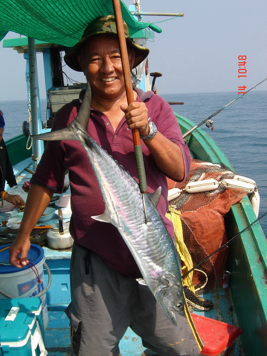 โฉมงามตัวงามๆ ทะเลชุมพรกับเรือลำใหม่