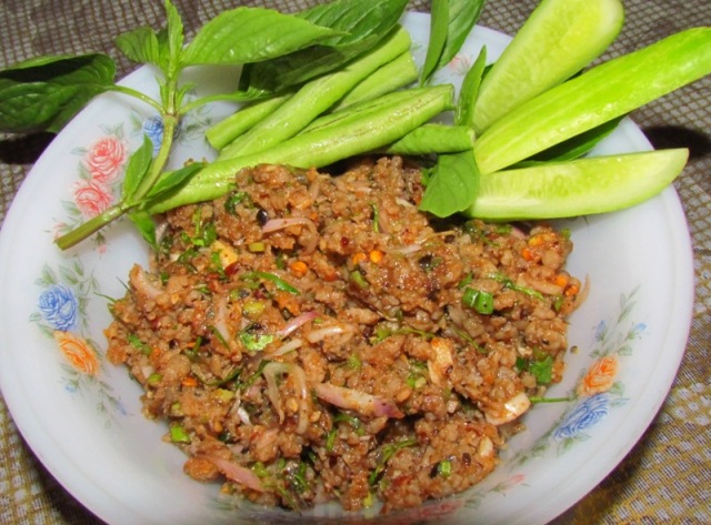 ลาบปลาดุก ทะเล    :grin: :umh: :umh: :umh: