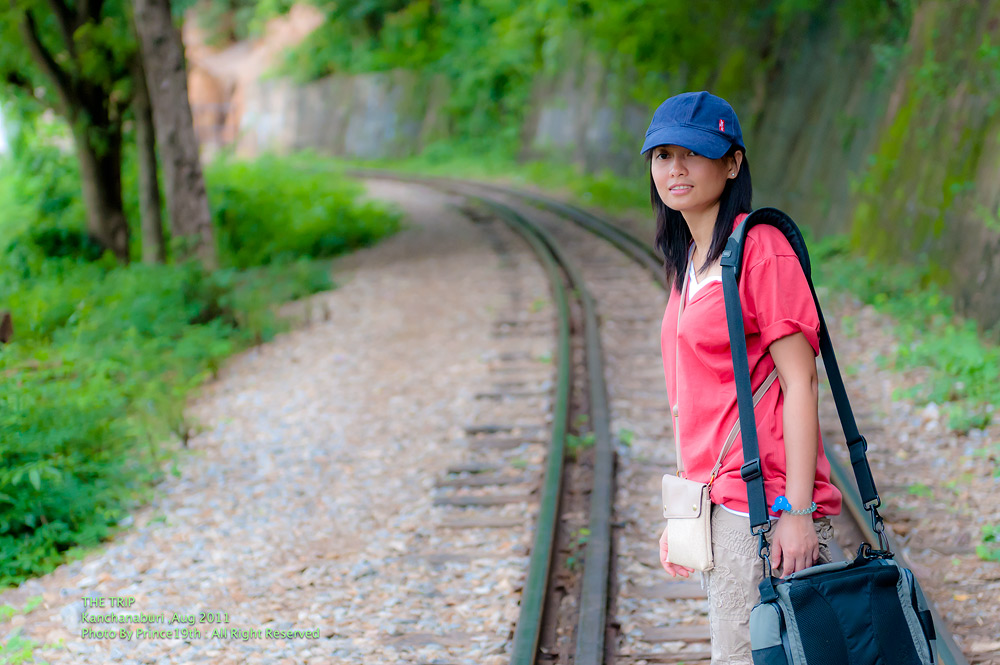 ผมชอบ Shot Candid มากกว่าครับ...เดินเล่น ถ่า�