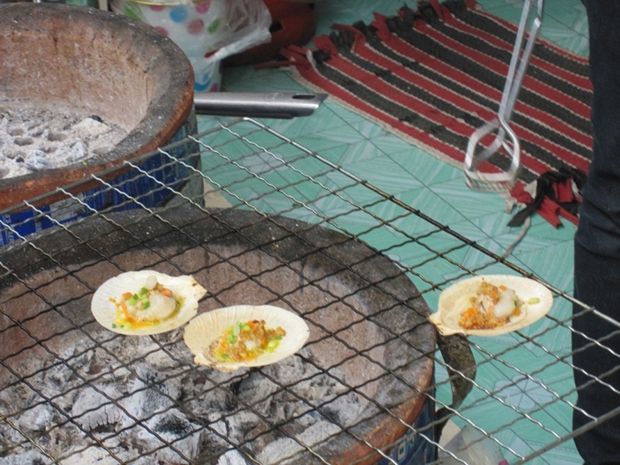 หอยเชลย่างครับ