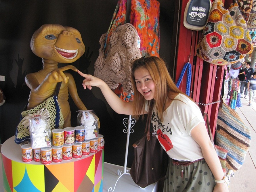 เดินมาเจออีทีก็ไม่พลาดครับ
