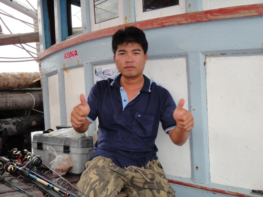 ต่อกันด้วย " p' ต้อมมม " พี่หย่ายของเรา (หย่ายจริงๆ พุงอ่ะ ) :laughing: :laughing: :laughing: