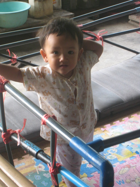 สวัดดีครับน้า samapod :cheer:

ไปจับลิงใส่ครอกมาครับซนจริงๆ
 :grin: