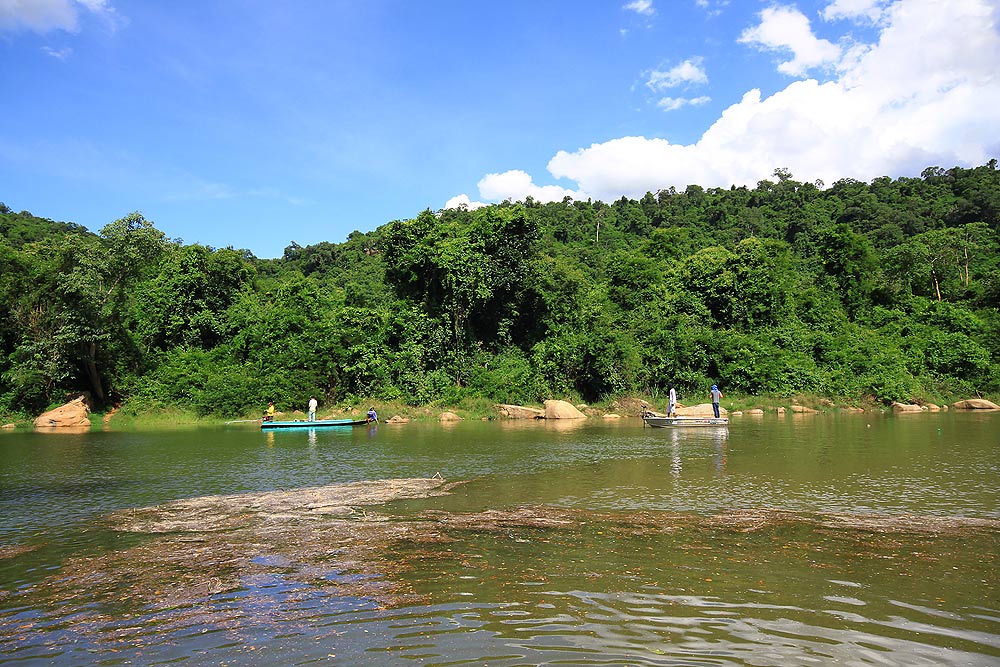 เรือใครบ้างจำได้ไม่หมดครับ
 :grin: :grin: :grin: :grin: :grin:

---------------------------------