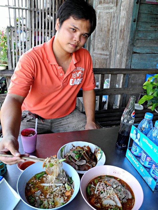 ต่อด้วยก๋วยเตี๋ยวต้มยำ 



 :umh: :umh: :umh: :umh: :umh: :umh: :umh: :umh: