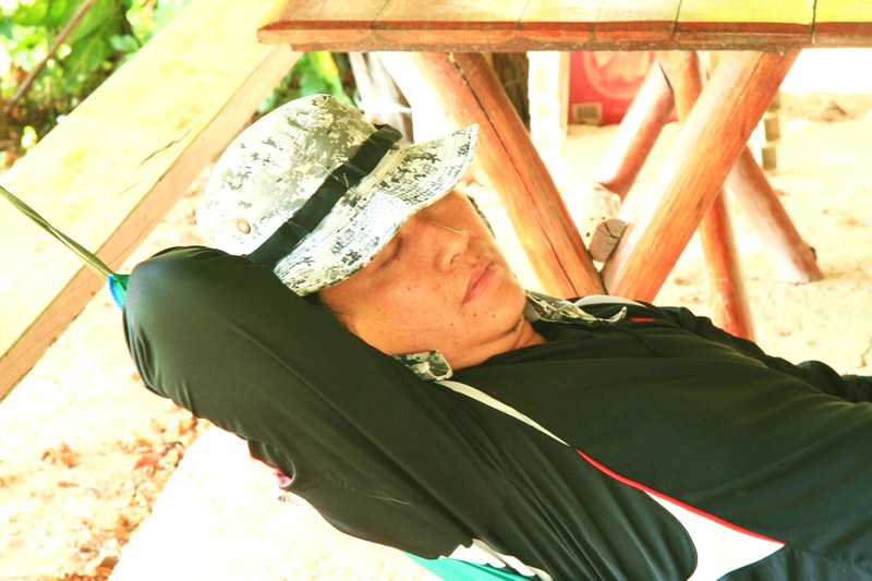 [b]กินอิ่มแล้วจะเป็นแบบนี้ทุกคน :laughing: :