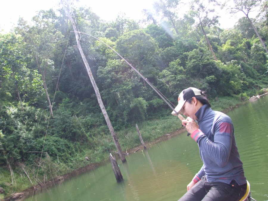 ตามมาเลยครับน้า 

[q][i]อ้างถึง: filmzaa posted: 05-09-2554, 12:37:41[/i]

[q][i]อ้างถึง: ไผ่แดง