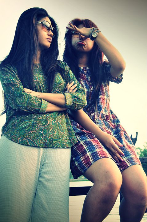 สาวๆก็ยังถ่ายรูปต่อไป  ไม่หยุดยั้ง  ^^"