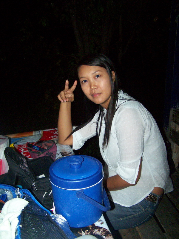 [q][i]อ้างถึง: ปลิงควาย posted: 11-09-2554, 23:42:46[/i]

 :cheer: :cheer:[/q]

สวัสดีครับ..น้า.