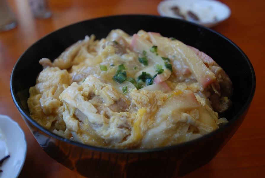 และก็มาแล้วครับเมนูที่ผมสั่ง Oyakodon   :smile: