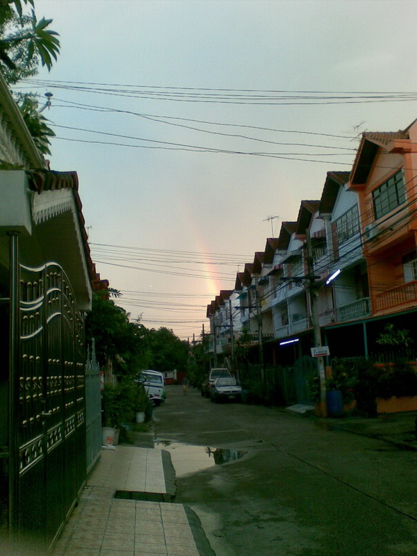 ขอบคุณน้าทุกท่านที่ตามชมครับ :cheer: :cheer: :cheer:


รุ้งกรุงเทพก็สวยไม่แพ้ต่างจังหวัด แต่ผมถ่า