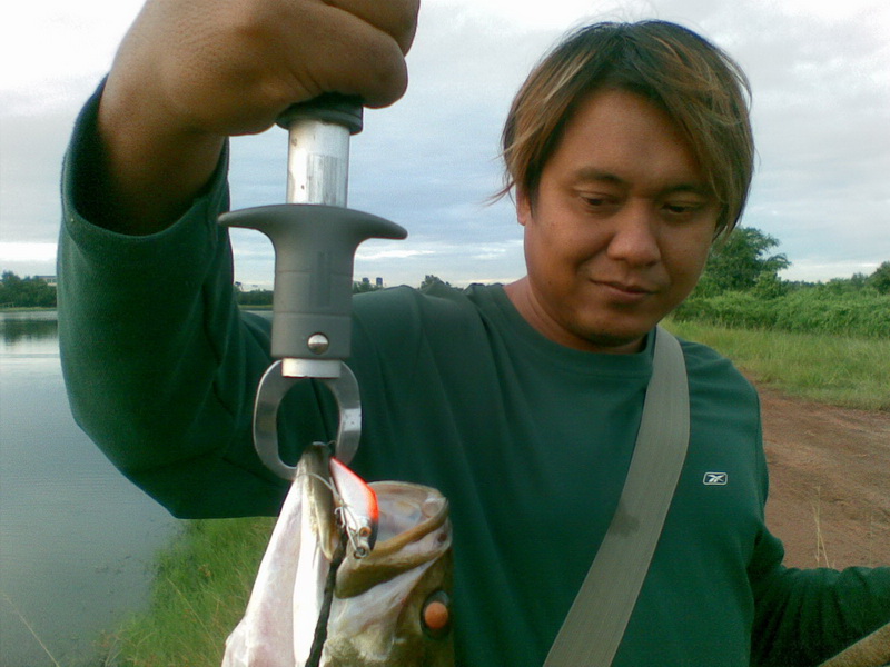 แหมเปิดซิงเหยื่อตัวนี้ใช่ป่าว :grin: :grin: :grin: