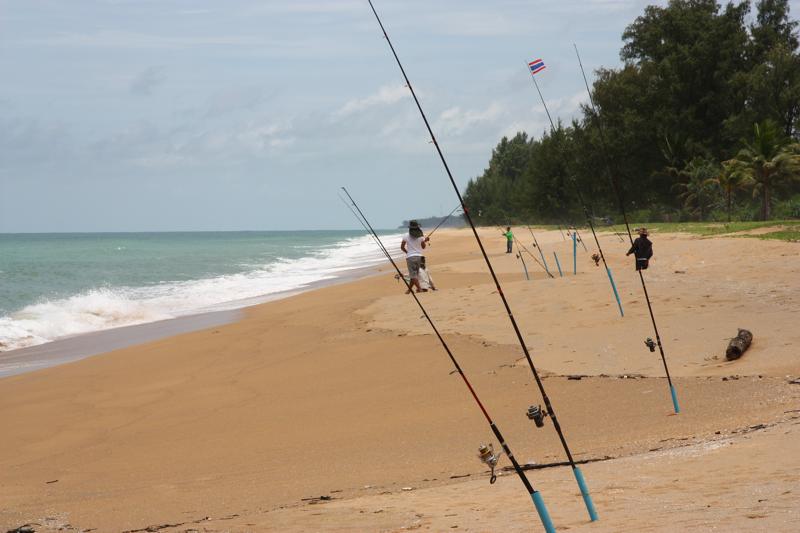 Surf Fishing ปาร์ตี้ตกปลาชายหาด