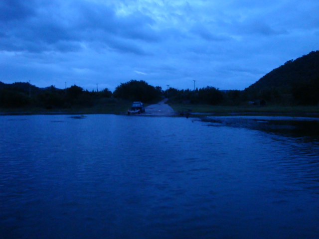  :grin: :grin:จากนั้นก็เอาเรือลงอะคับ รีบมากๆๆๆไม่ได้ถ่ายรูปไว้เลย :grin: :grin: