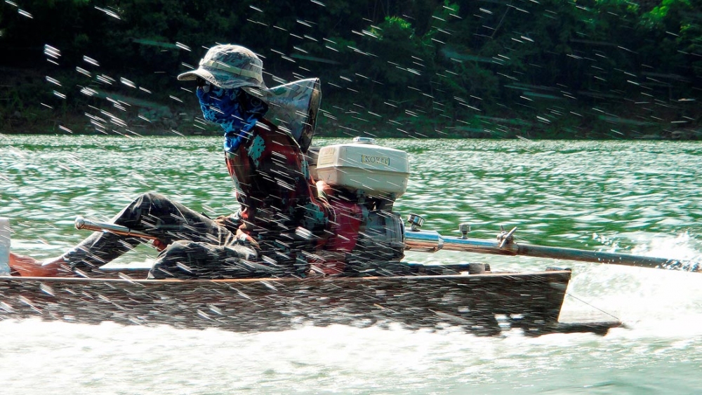 ผมเลงเรือ กับ เล็ก กทม  โดย  ไต๋สมหมาย   

            อีกลำ น้าหนุ่ม มีนบุรี  กับ น้าโอ ร่มเกล้า 