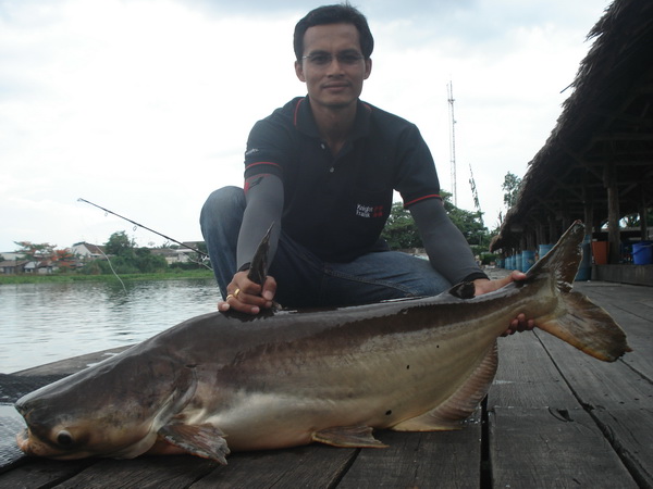 [q][i]อ้างถึง: jakraphad_2 posted: 23-09-2554, 16:14:50[/i]

[q][i]อ้างถึง: noch posted: 23-09-255