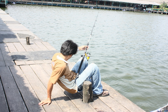 [q][i]อ้างถึง: El-Mza posted: 23-09-2554, 16:58:57[/i]

งานนี้ ไปเป็นเด็ก ชงเหล้าให้ผู้สูงอายุดีกว