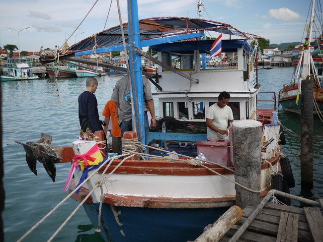 เรือไต๋ รังสรรค์ ในเรือสะอาดมากๆๆขอบอก