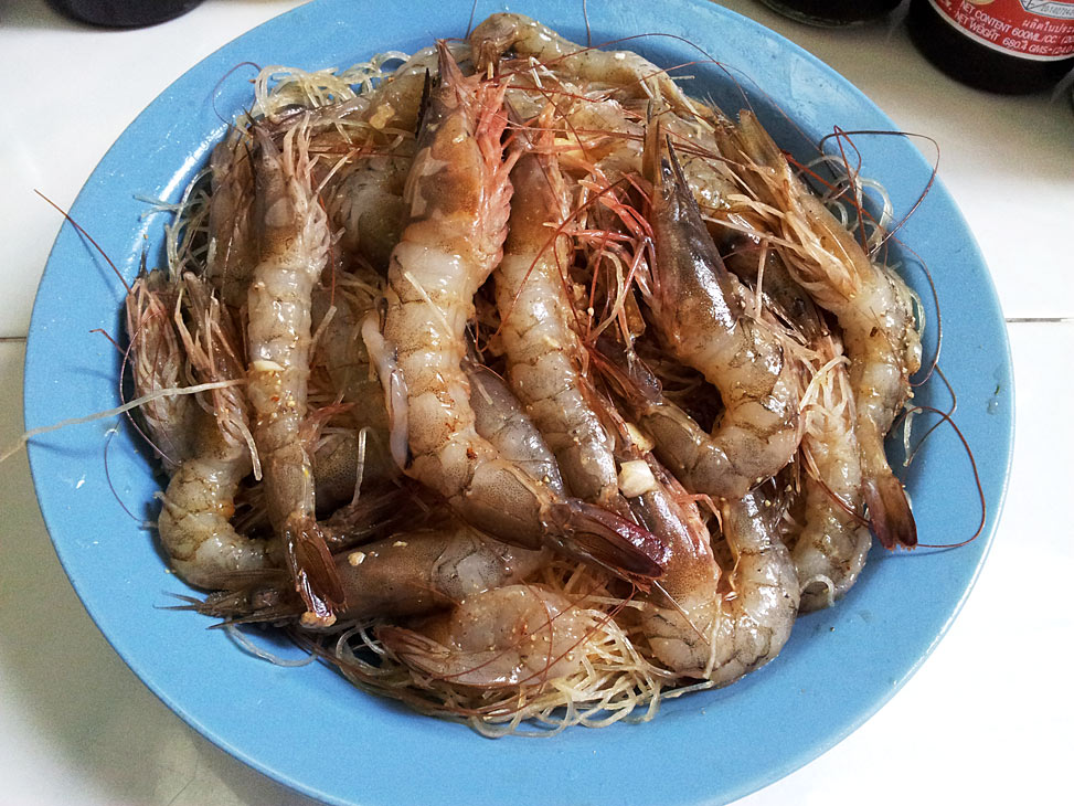เสร็จแล้วนำไปวางบนวุ้นเส้น 