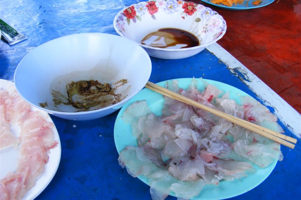 ปลาหมึกใสๆ แล่จิ้มอ่ะ

 :cheer: :cheer: :cheer: