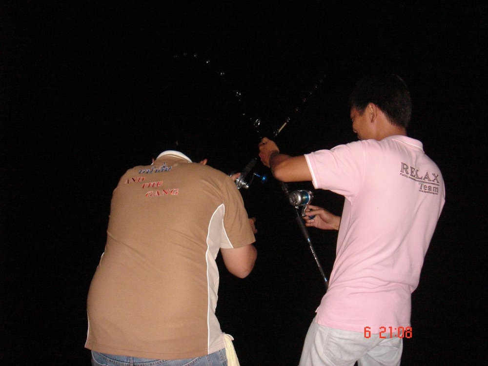  [url='http://www.siamfishing.com/content/view.php?id=3913&cat=info']ลงชื่อสมัครงานรวมพลคนบ้าพลัง 