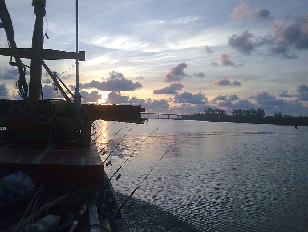 ทดสอบเครื่องเรือใหม่ by เรือไต๋เลาะ หัวไทร