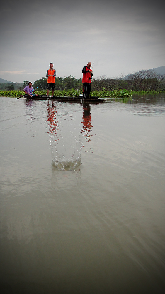 แอบมาตีเหยื่อใกล้ ๆ เรืออีก 