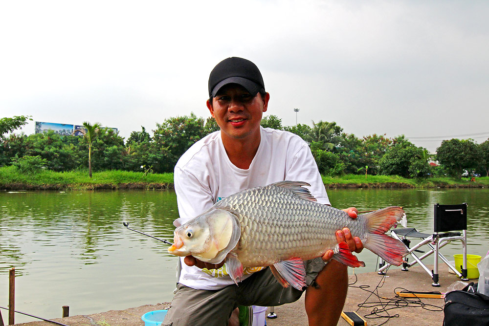 ฝากให้เอ็มด้วยครับ น่าจะปวดมือไปหลายวัน  :grin: