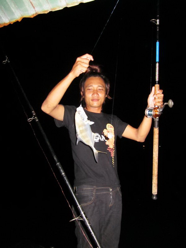 

ต่อแต่นี้่ไปจะเป็นน้องแขกโชว์..................