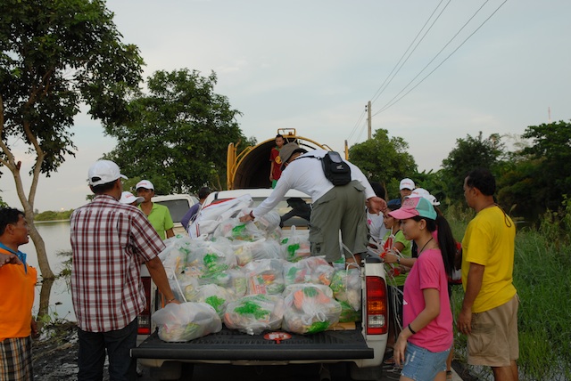 สนใจเข้าร่วมช่วยเหลือ  แจ้งความประสงค์ได้ที่
 
โสภณ 0841135555 ครับ