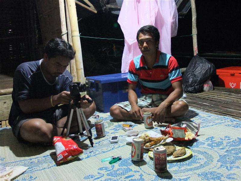 ตั้งกล้องไว้ถ่ายไร กลางคืน :spineyes: