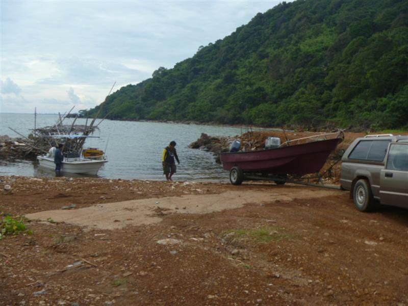 ท่าลงเรือคุ้งวิมาน น้าๆท่ายใดสนใจเอาเรือมาลงก็เชิญ คับ  เอาเรือลงง่ายคับ :cheer: :cheer: :cheer: