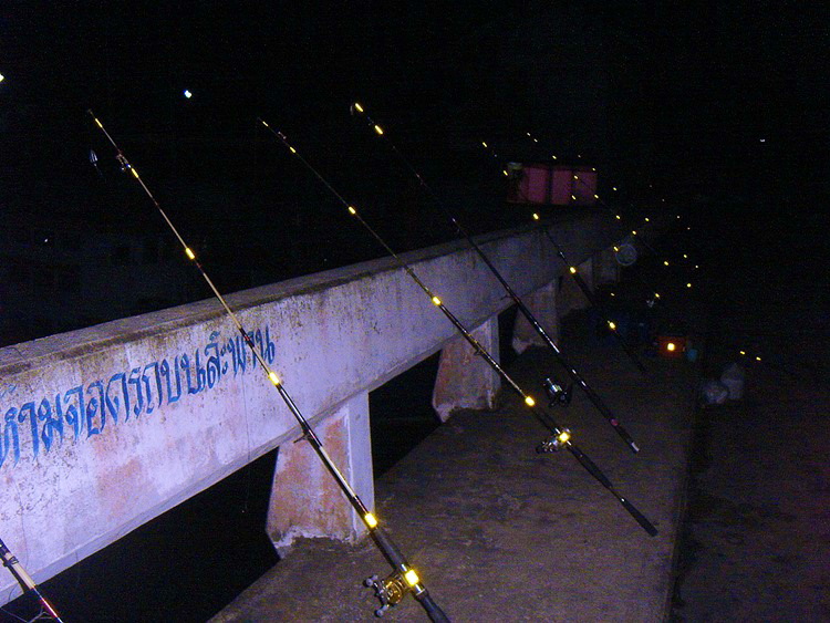 [q][i]อ้างถึง: นายลักษณ์ posted: 12-10-2554, 00:07:21[/i]

 :umh: :umh: :umh:
 :cheer: :cheer: :c