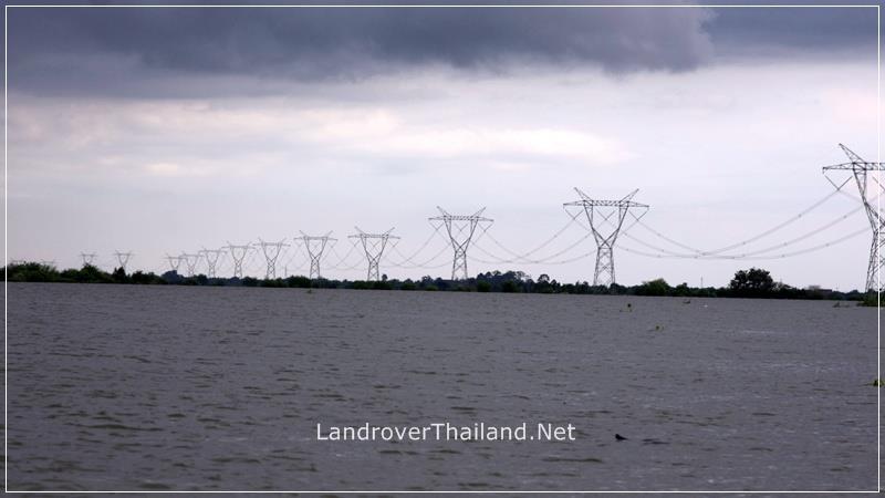 ที่เห็นไม่ใส่เขื่อนไหนนะครับ เมื่อก่อนเป็นทุ่งนาล้วนๆ