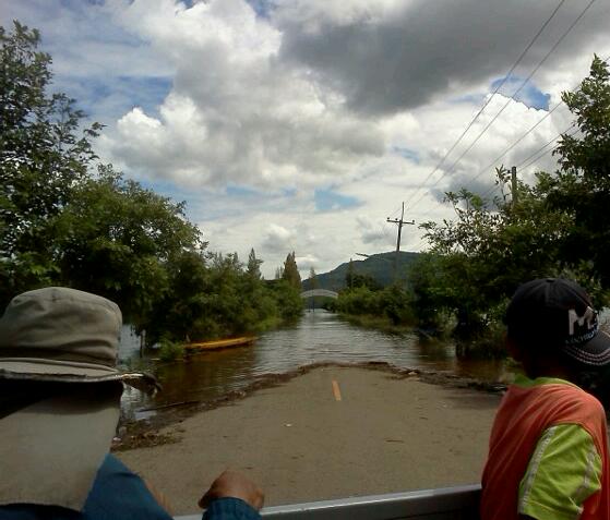 ขอลาด้วยภาพสุดท้ายนี้เลยนะครับ เราไม่สามารถตีปลาได้เลยครับ ขอหนีน้ำก่อนนะครับ :flag: :flag: :flag: :