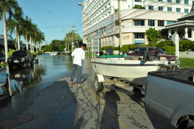 เอาเรือลงเร็ว :grin: