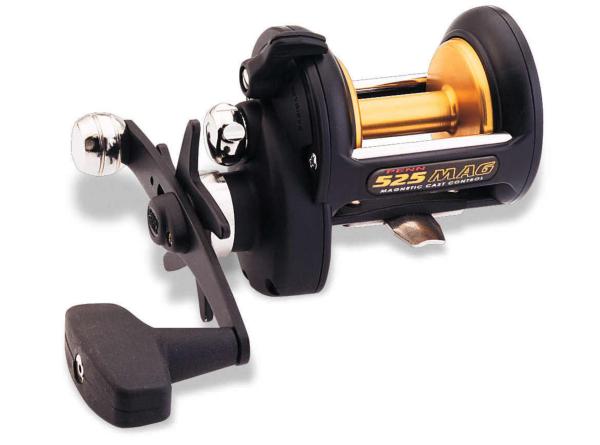 HT-100 multi-disc star enhanced drag system.
High speed gear ratios for fast cranking lures.
Gear 