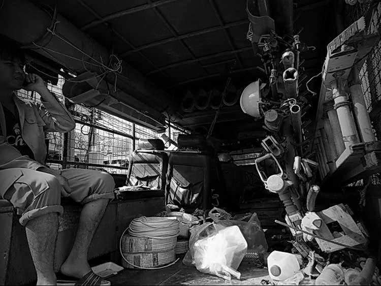 รถไฟฟ้ามาช่วยตัดไฟ