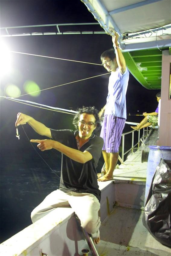 แรงไปไหม..หนวดขาดเลยคับ :laughing: :laughing: