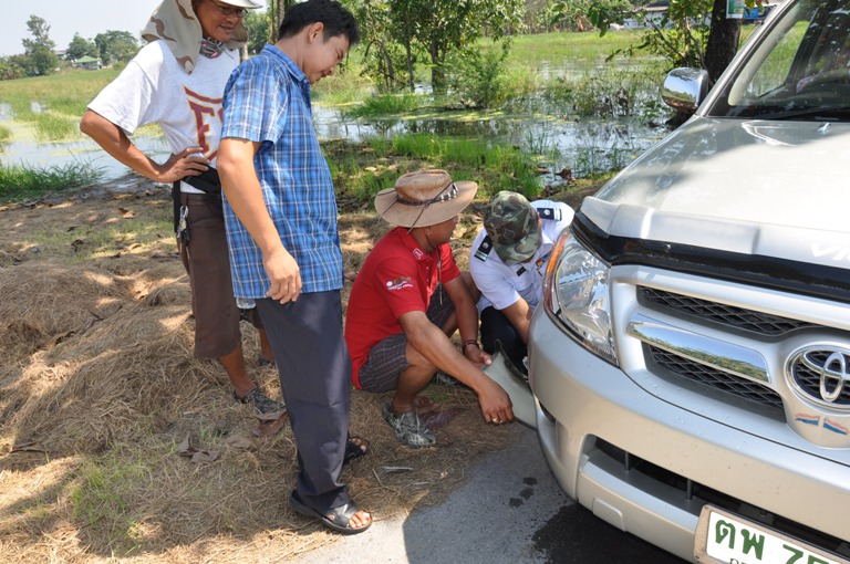 สารพัดช่างลงความเห็นว่าถอดออกครับ :laughing: